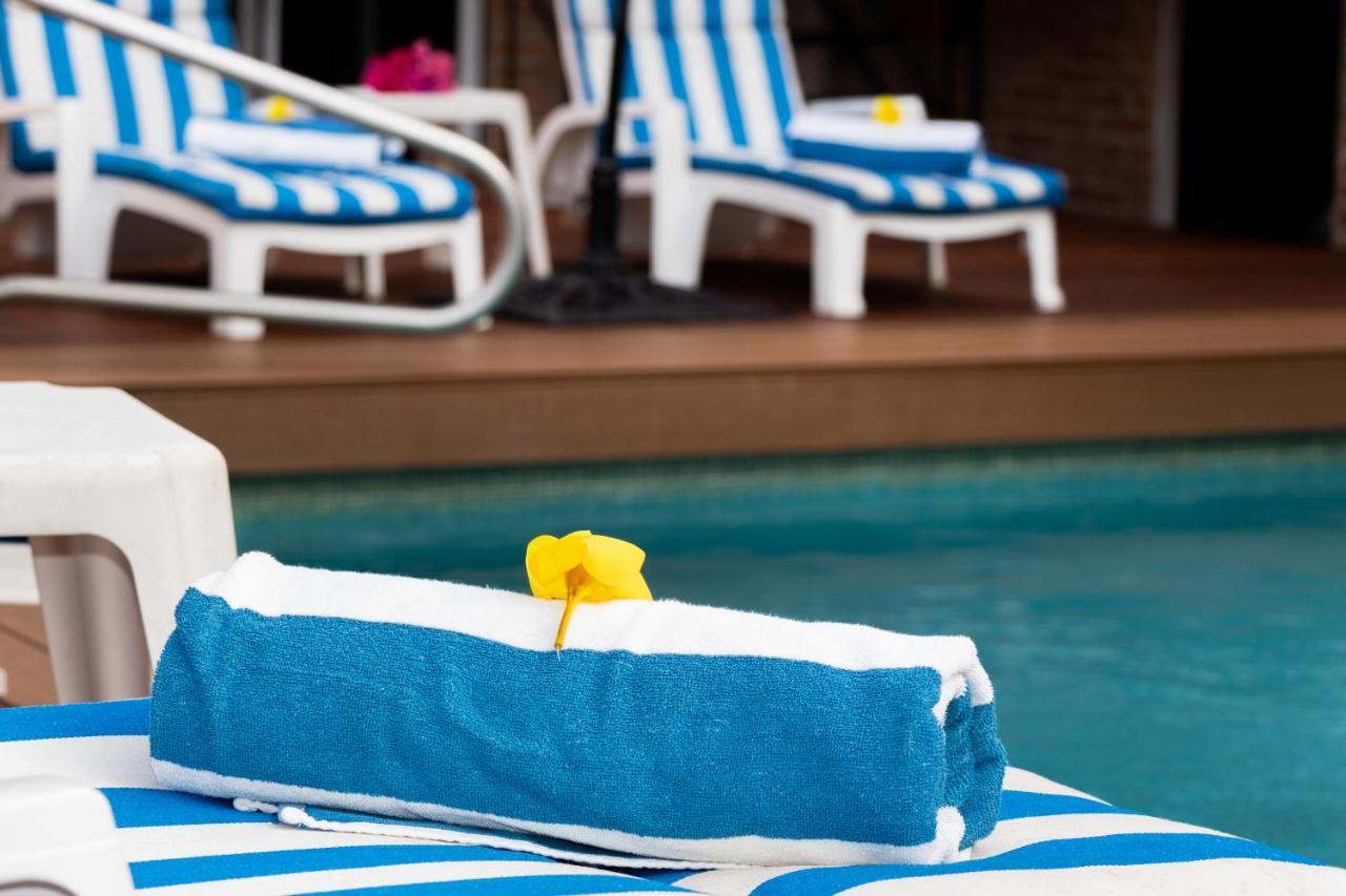 Hotel Posada De Roger 푸에르토 발라타 외부 사진